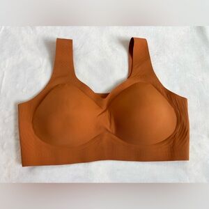 NWT CURVÉVERA Seamless Wireless Jelly Bra 2.0 - Tan/Brown Size XL